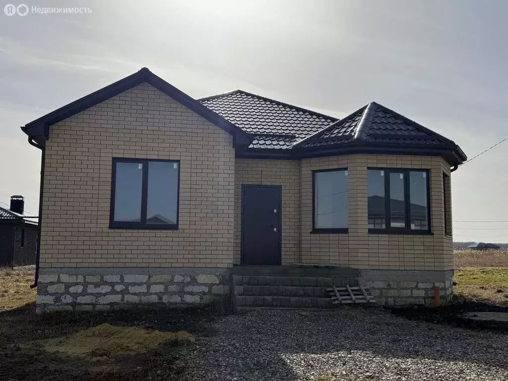 Дом в село Надежда, микрорайон № 1 (154 м) - Фото 1