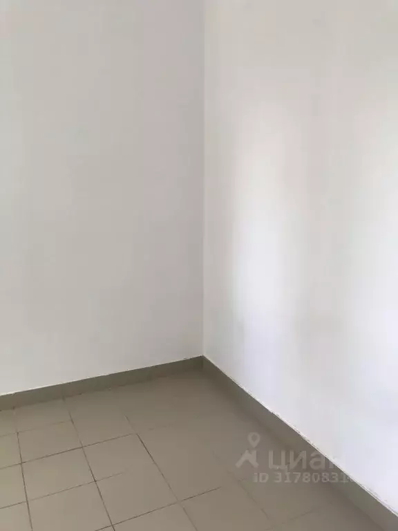 Помещение свободного назначения в Москва Тайнинская ул., 12к2 (10 м) - Фото 0