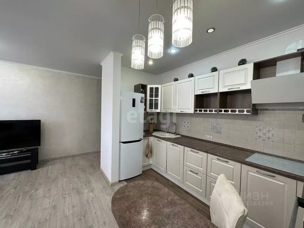 1-к кв. Тюменская область, Тюмень Полевая ул., 105 (58.0 м) - Фото 2