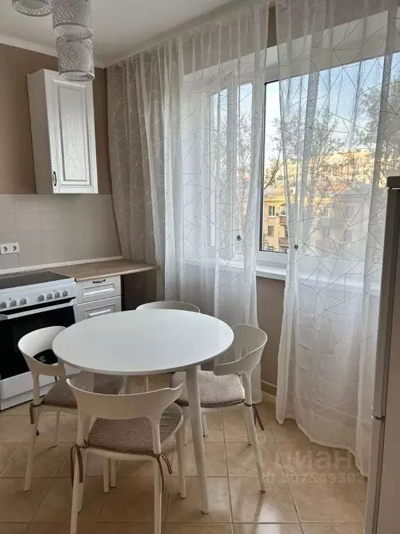 3-к кв. Москва ул. Дмитрия Ульянова, 16К2 (80.0 м) - Фото 0