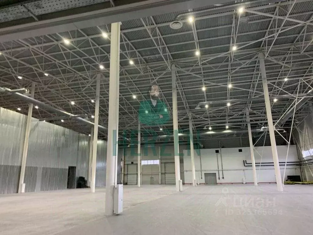 Производственное помещение в Москва д. Николо-Хованское, 1031с1 (2250 ... - Фото 1