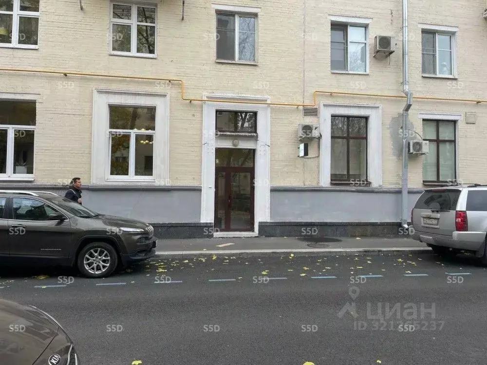 Помещение свободного назначения в Москва пер. Лялин, 24-26С2 (100 м) - Фото 0