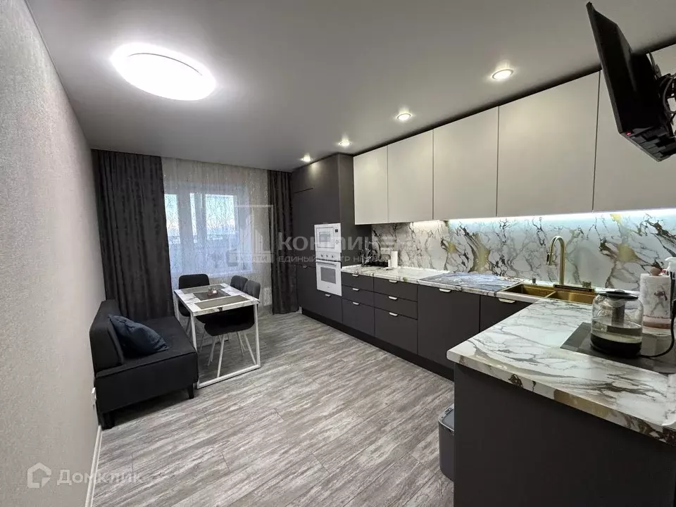 Продаётся 2-к квартира, 68 м - Фото 0