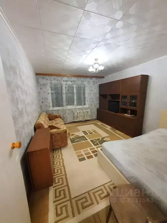 2-к кв. Курская область, Курчатов Коммунистический просп., 19 (50.0 м) - Фото 1