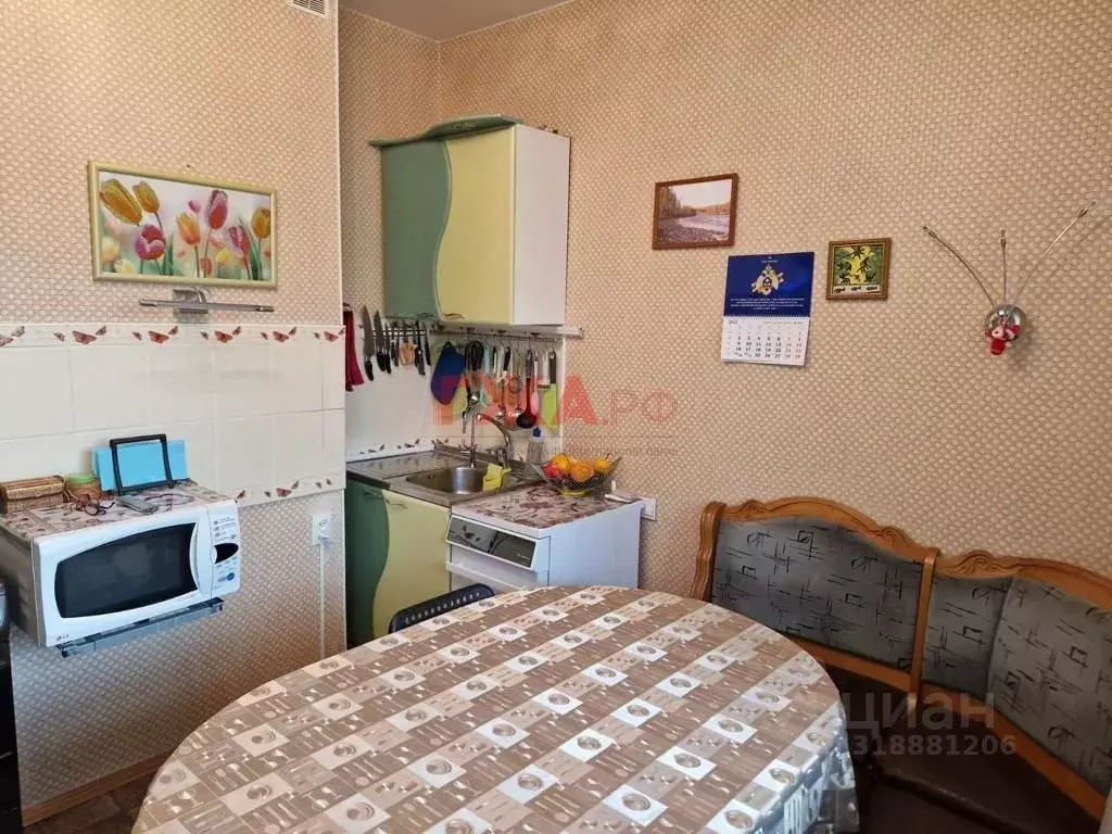 3-к кв. Саха (Якутия), Нерюнгри Южно-Якутская ул., 37 (75.9 м) - Фото 2