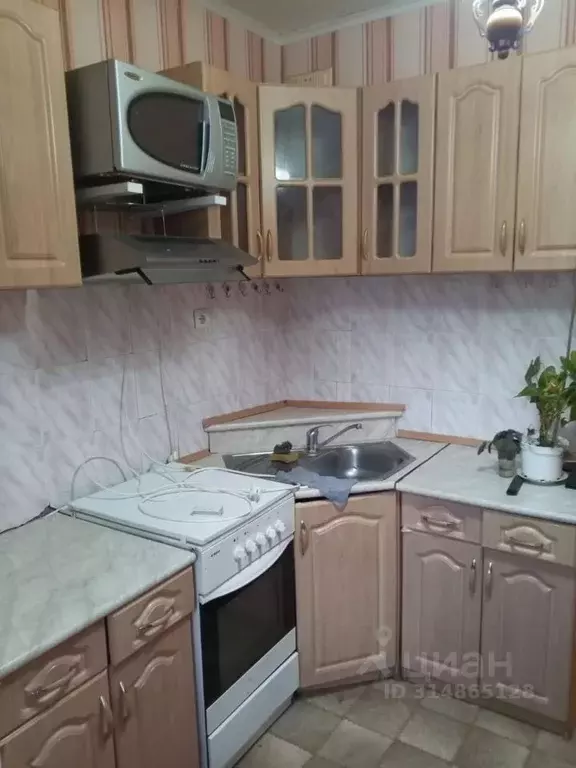 1-к кв. Белгородская область, Старый Оскол Макаренко мкр, 34 (40.0 м) - Фото 1