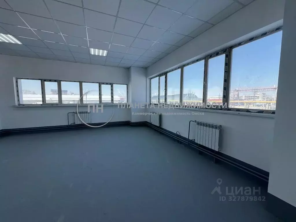 Помещение свободного назначения в Омская область, Омск ул. 3-я ... - Фото 2