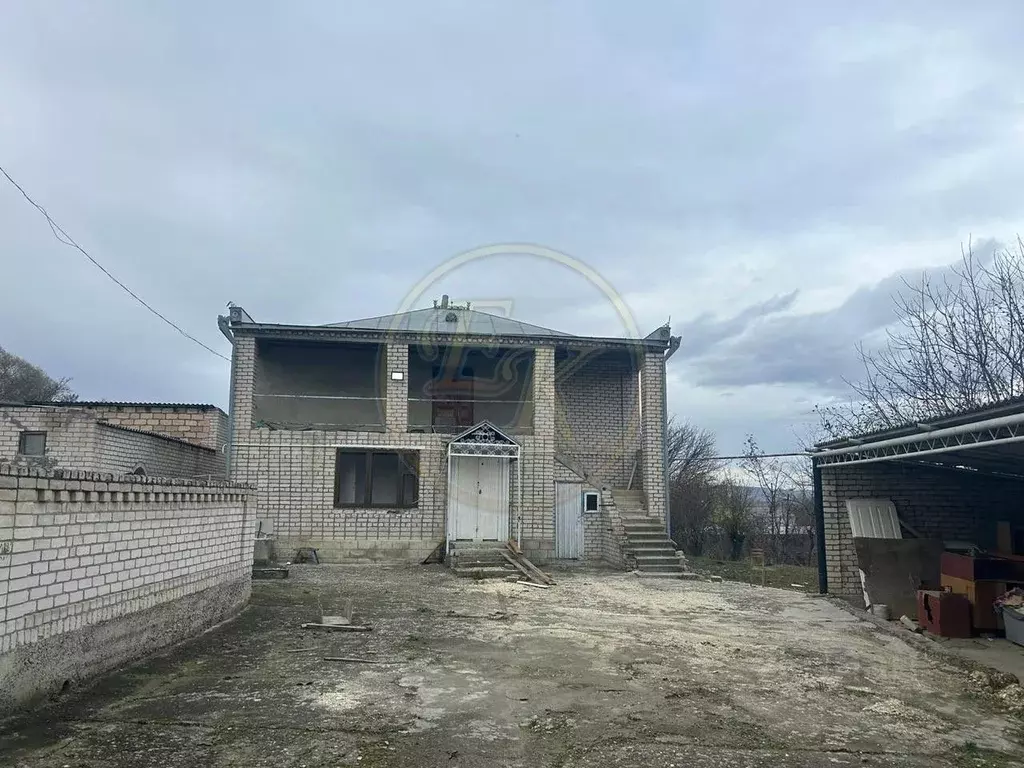 Дом в Карачаево-Черкесия, Усть-Джегутинский район, Новая Джегута аул ... - Фото 0