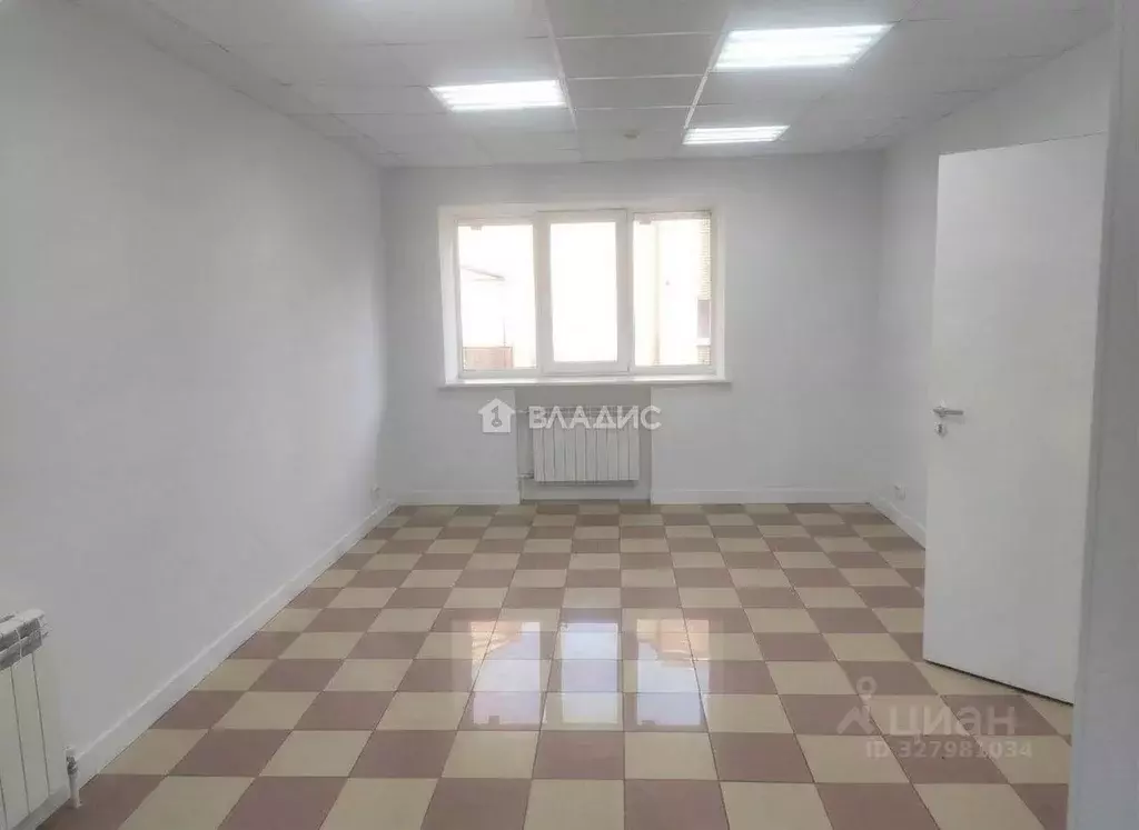 Помещение свободного назначения в Карелия, Петрозаводск ул. ... - Фото 1