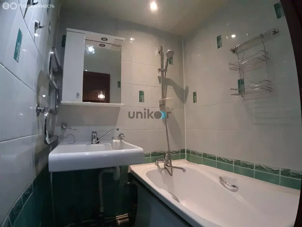 3-комнатная квартира: Уфа, улица Сагита Агиша, 18 (52 м) - Фото 1