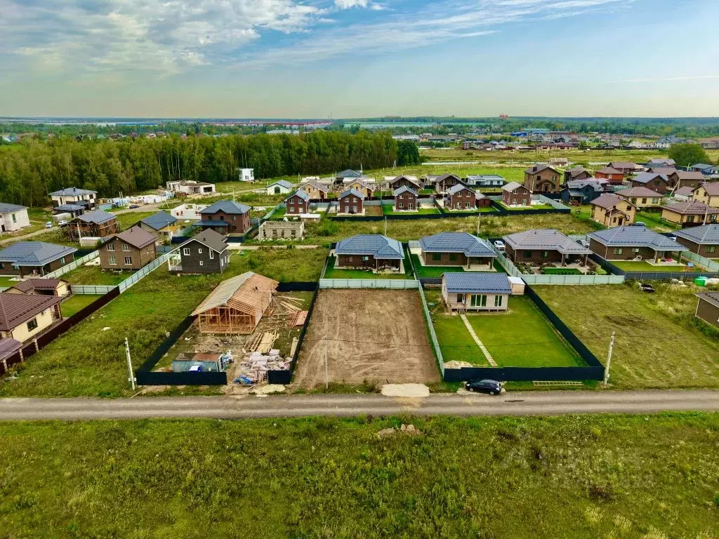 Участок в Московская область, Домодедово Барыбино мкр, ул. Советская ... - Фото 1