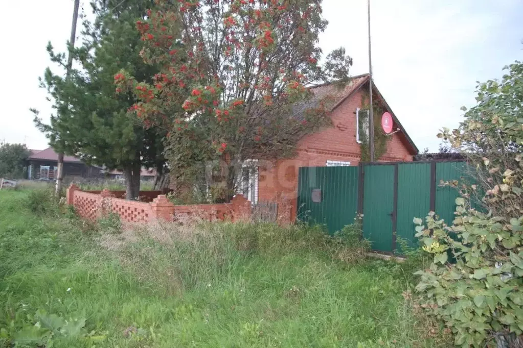 Дом в Красноярский край, Емельяновский муниципальный округ, с. ... - Фото 1