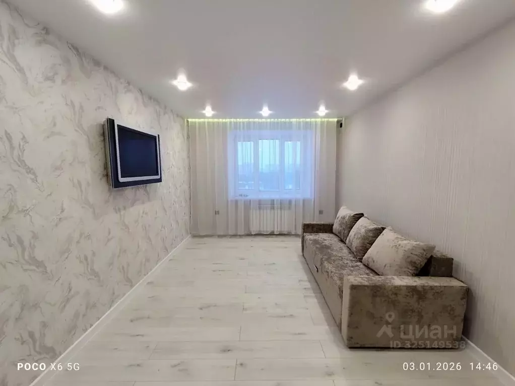 2-к кв. Татарстан, Зеленодольск ул. Тиховнина, 9А (60.0 м) - Фото 0