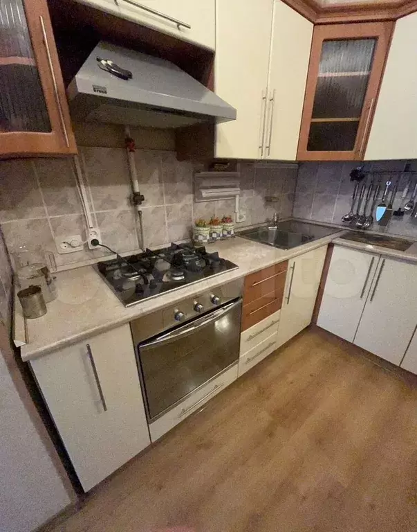 2-к. квартира, 40 м, 1/3 эт. - Фото 0