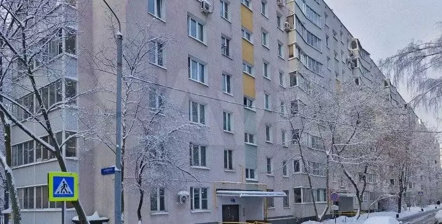 Комната 11,8 м в 3-к., 4/9 эт. - Фото 1