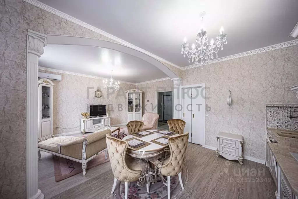 2-к кв. Липецкая область, Липецк ул. Имени Семашко, 5В (75.0 м) - Фото 1