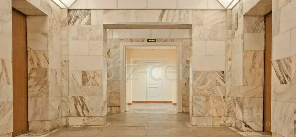 Офис в Санкт-Петербург Кантемировская ул., 12 (180 м) - Фото 1