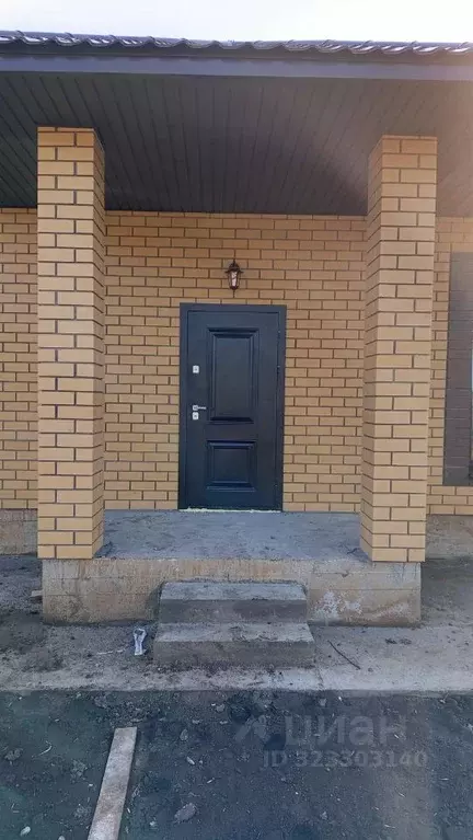 Дом в Оренбургская область, Оренбургский район, с. Подгородняя ... - Фото 2