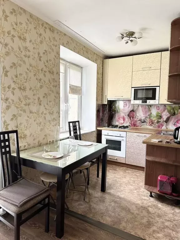 5-к. квартира, 56,1 м, 3/5 эт. - Фото 0