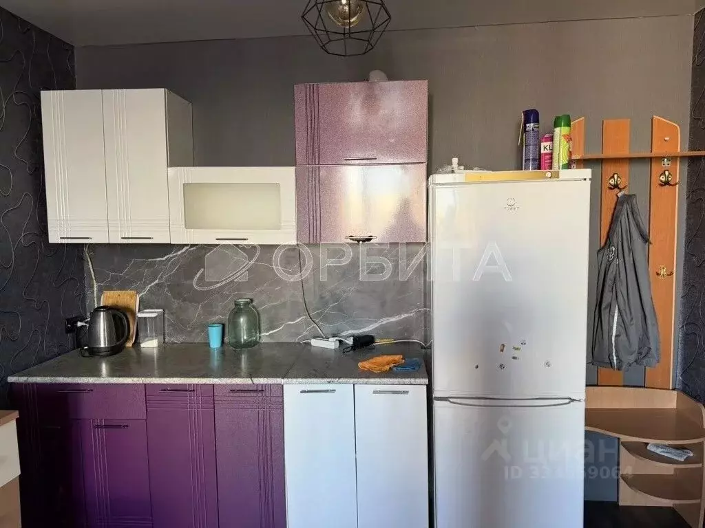 Комната Тюменская область, Тюмень Ставропольская ул., 19 (29.8 м) - Фото 1