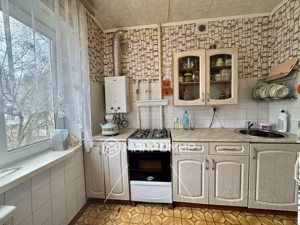 1-к кв. Брянская область, Брянск Новозыбковская ул., 15 (31.1 м) - Фото 1