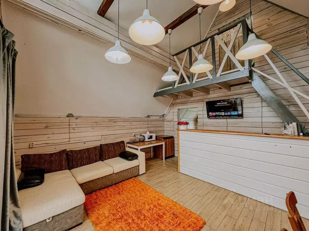 Дом в Свердловская область, Екатеринбург ул. Металлургов, 87А (60 м) - Фото 2