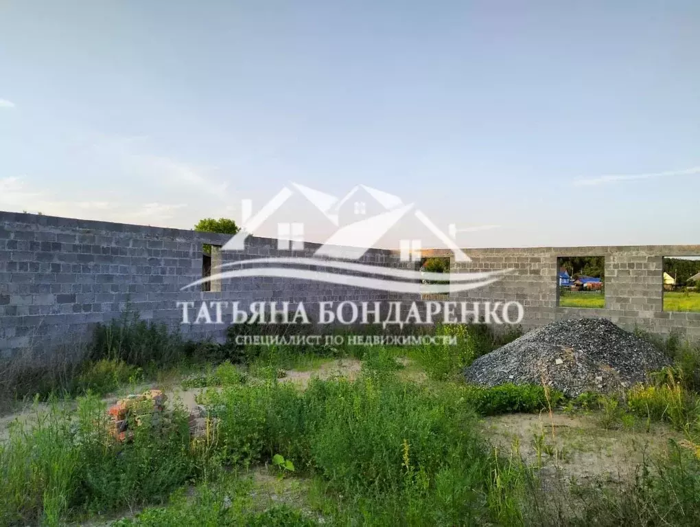 Дом в Тюменская область, Заводоуковский муниципальный округ, с. Падун ... - Фото 1