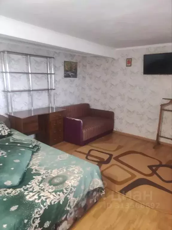 1-к кв. Крым, Алупка ш. Севастопольское, 12 (38.0 м) - Фото 2