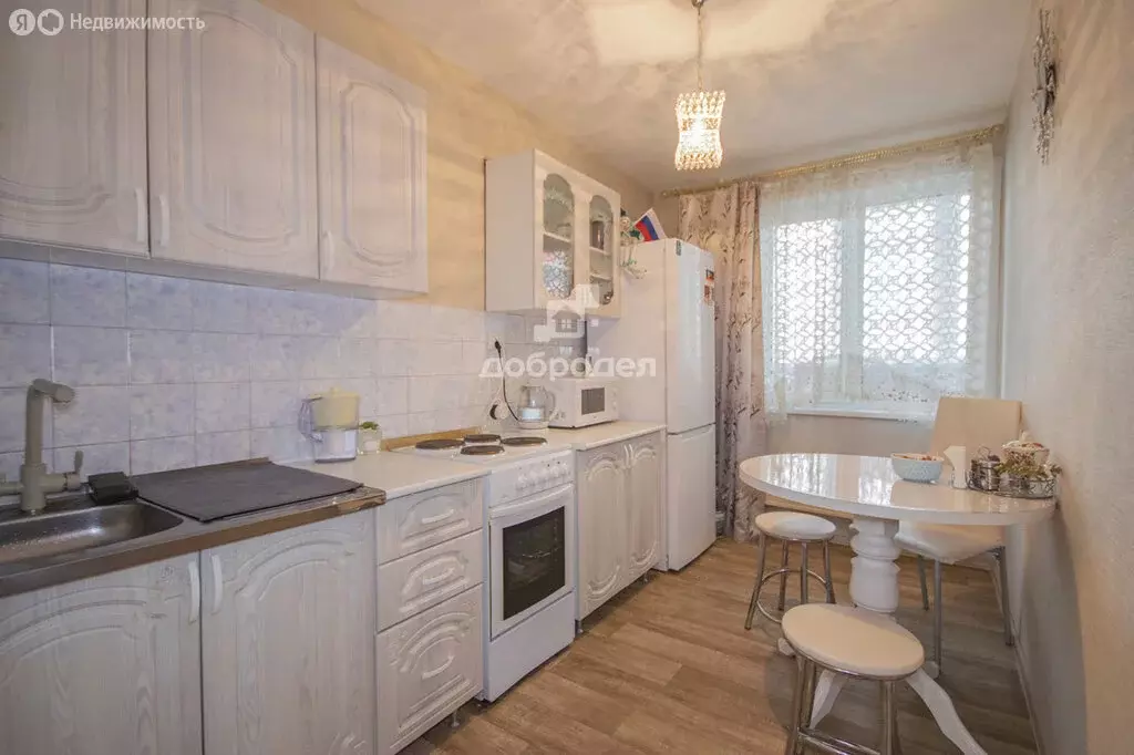 2-комнатная квартира: Екатеринбург, улица 40-летия Комсомола, 31 (47.6 ... - Фото 1