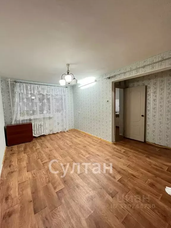 1-к кв. Башкортостан, Салават ул. 30 лет Победы, 21 (32.5 м) - Фото 0