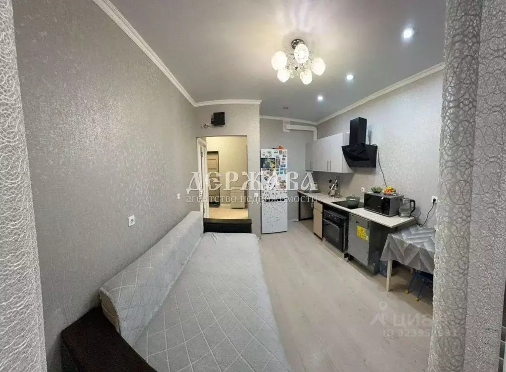 Студия Белгородская область, Старый Оскол Макаренко мкр, 11Б (38.4 м) - Фото 1