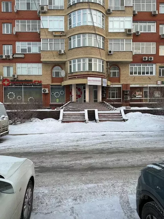 Помещение свободного назначения в Омская область, Омск ул. 10 лет ... - Фото 1