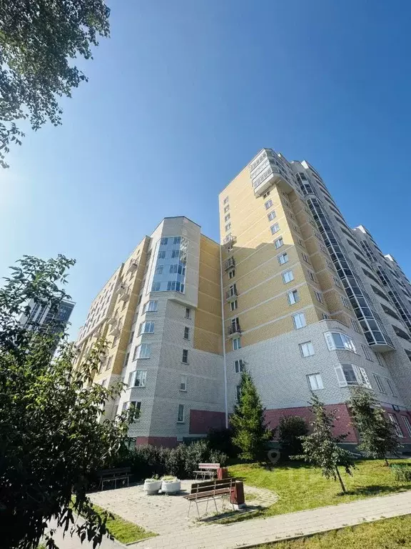 1-к кв. Свердловская область, Екатеринбург ул. Николая Островского, 1 ... - Фото 0