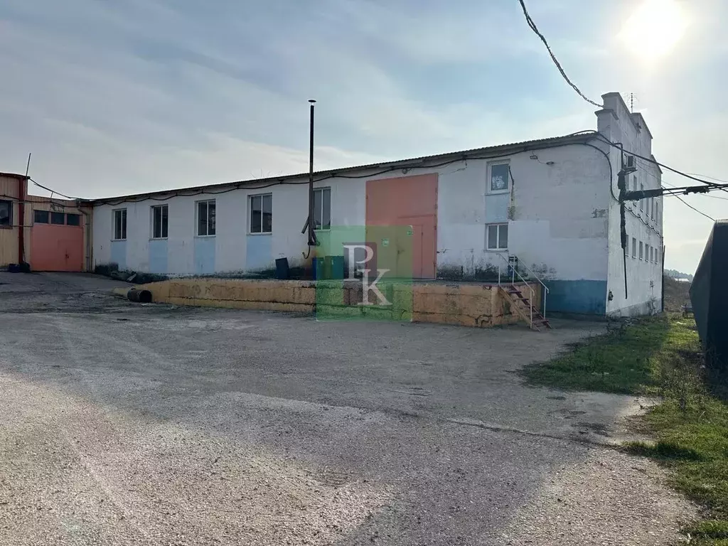 Производственное помещение в Крым, Симферопольский район, Чистенское ... - Фото 2