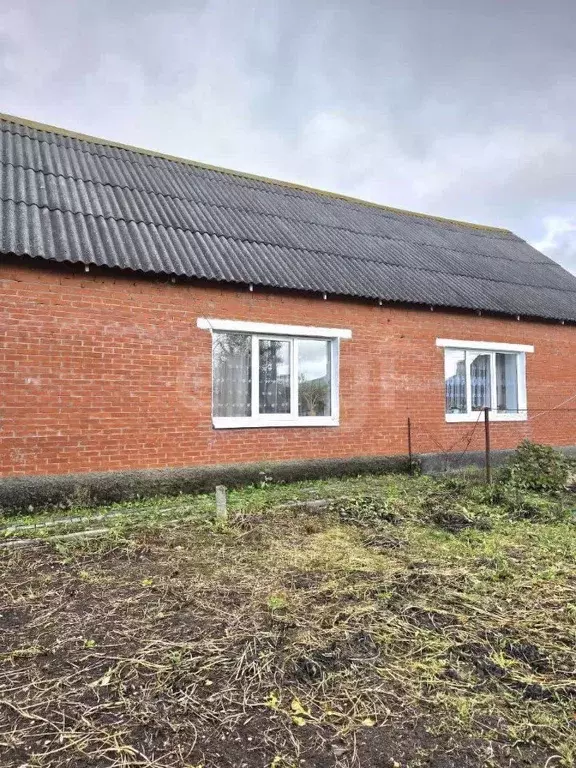 Дом в Калужская область, пос. Бабынино ул. Заводская, 18 (120 м) - Фото 1