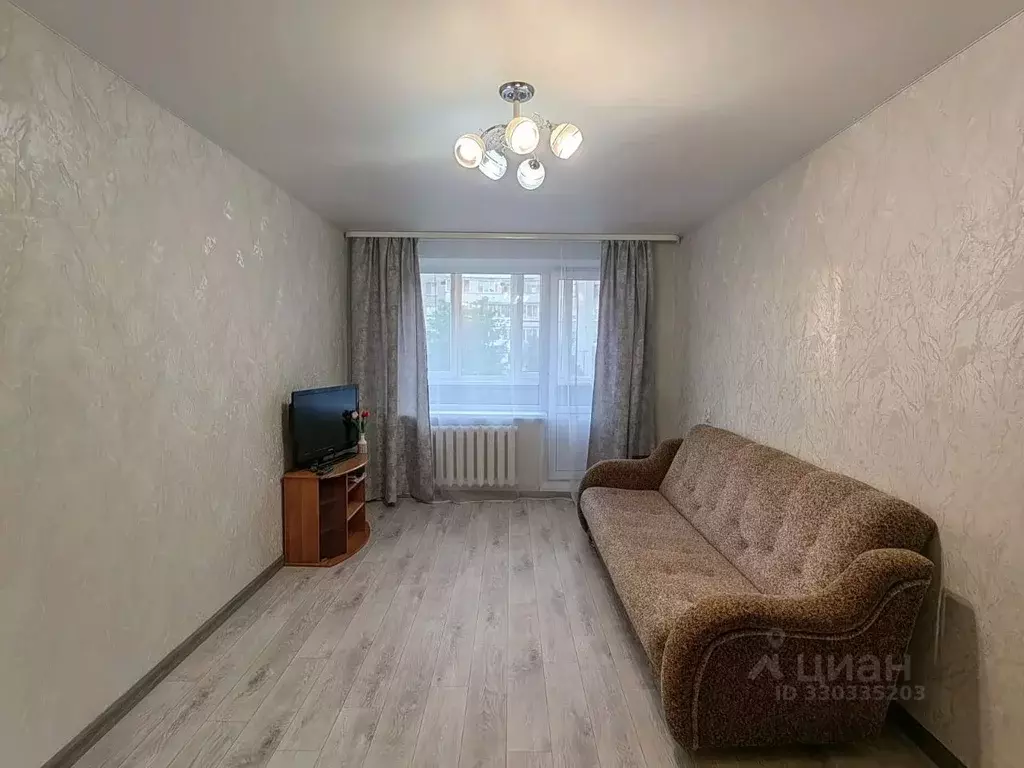 1-к кв. Чувашия, Чебоксары ул. 324-й Стрелковой Дивизии, 19 (35.0 м) - Фото 1