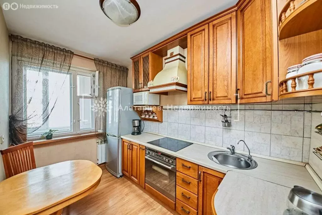 3-комнатная квартира: Томск, улица Говорова, 48 (67.5 м) - Фото 1