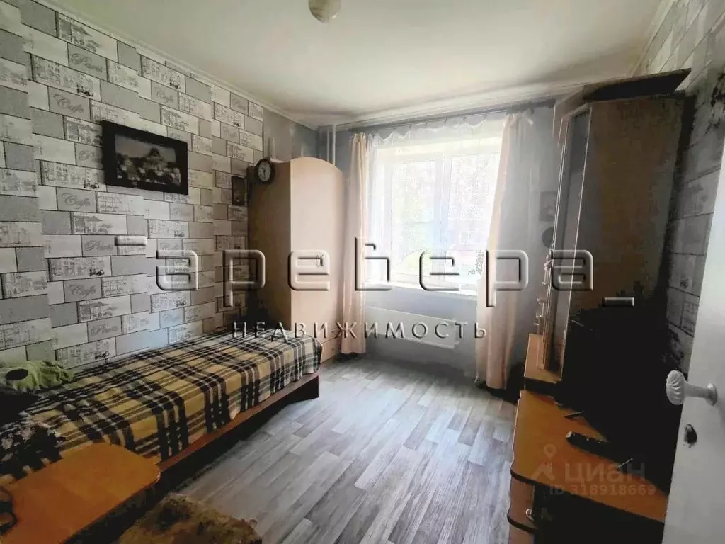 4-к кв. Красноярский край, Красноярск ул. Кутузова, 42 (82.3 м) - Фото 1