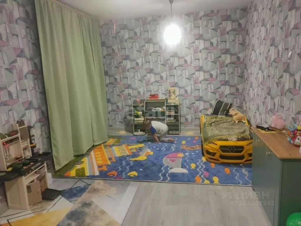 2-к кв. Белгородская область, Старый Оскол Интернациональный мкр, 38 ... - Фото 0
