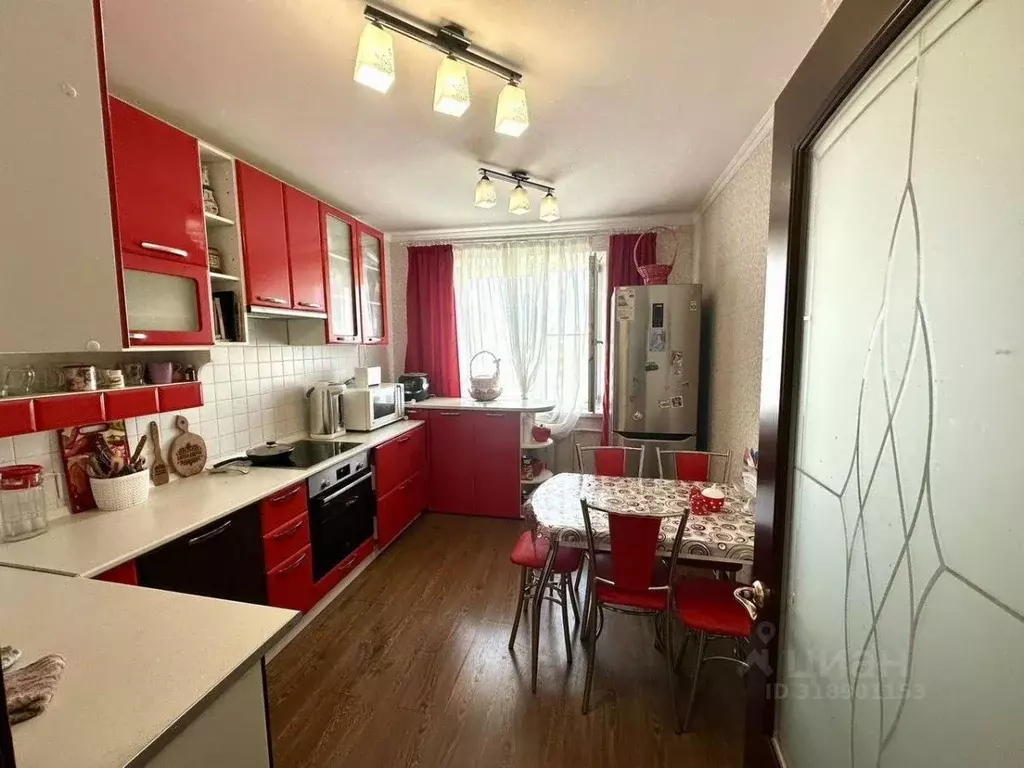 4-к кв. Белгородская область, Старый Оскол Королева мкр, 35 (80.0 м) - Фото 0
