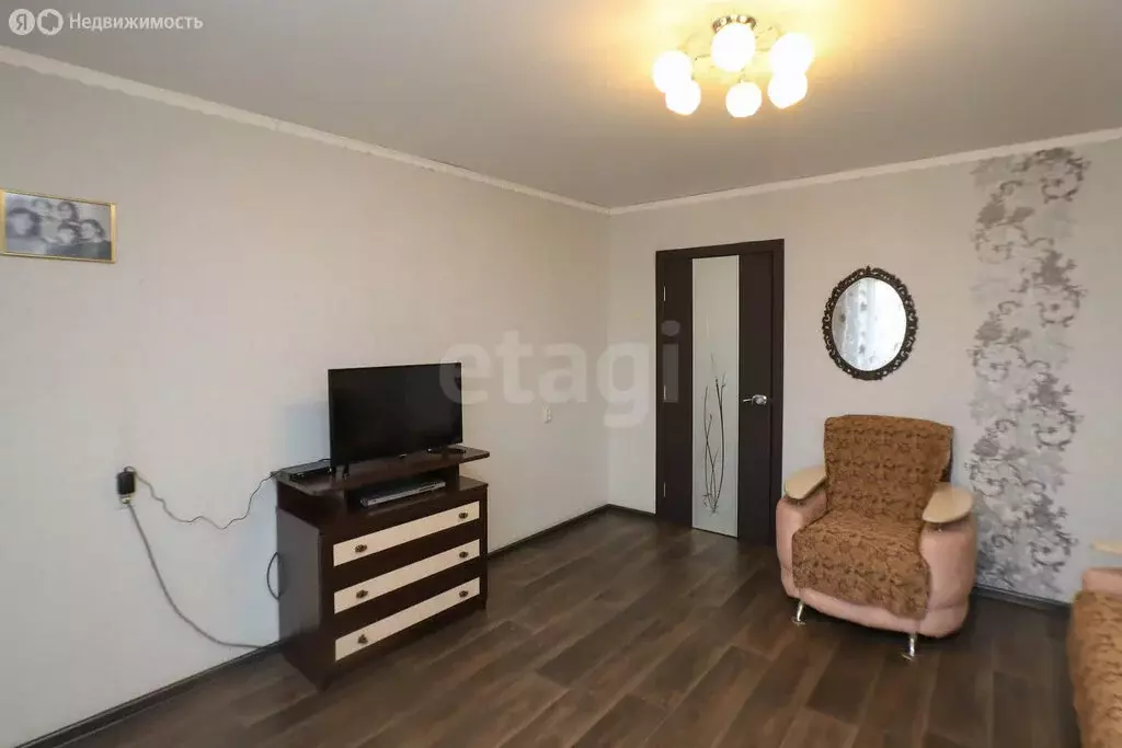 3-комнатная квартира: посёлок Металлургов, Молодёжная улица, 22 (60.1 ... - Фото 1