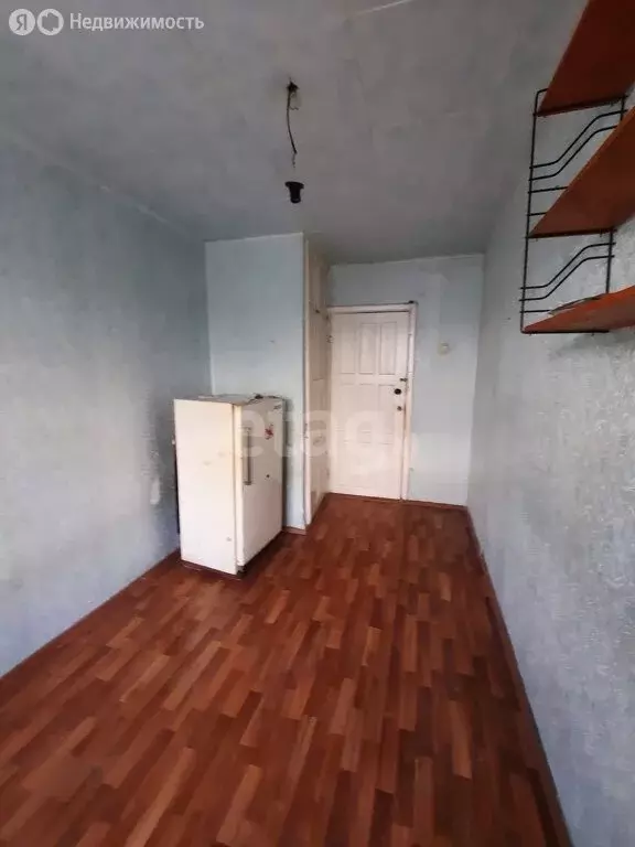 1к в 4-комнатной квартире (8 м) - Фото 0