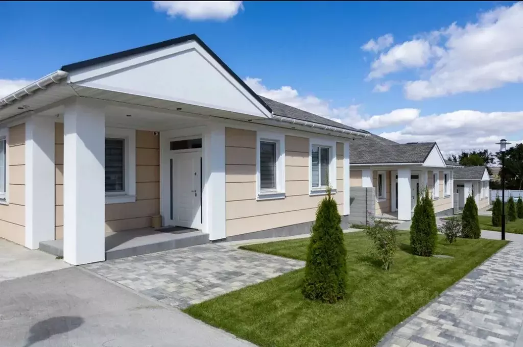 Дом в Крым, Симферопольский район, Трудовское с/пос, с. Строгоновка  ... - Фото 2