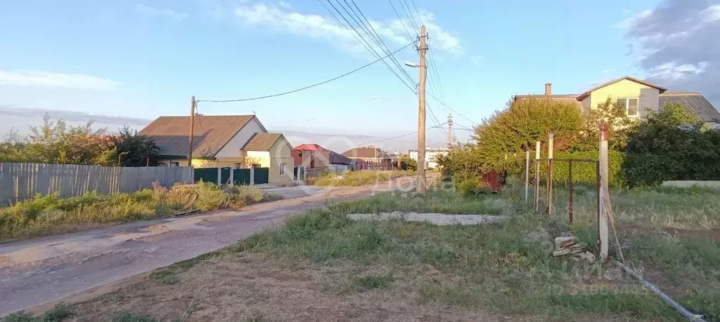 Участок в Волгоградская область, Волгоград пос. Верхняя Ельшанка, ул. ... - Фото 0