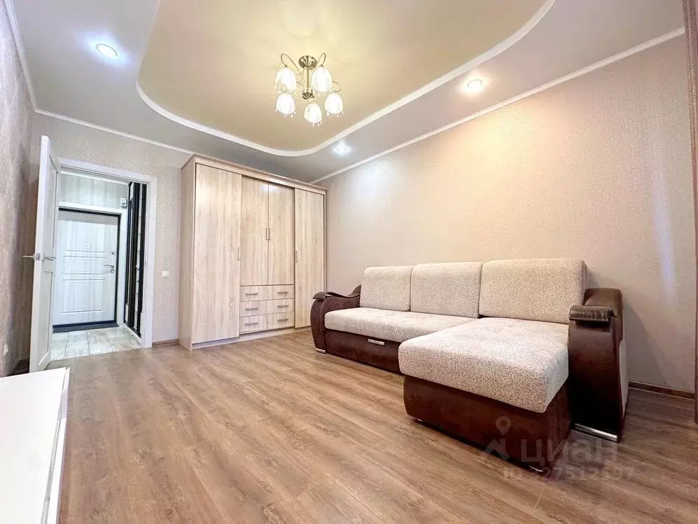 1-к кв. Татарстан, Казань Комсомольская ул., 1 (45.0 м) - Фото 2