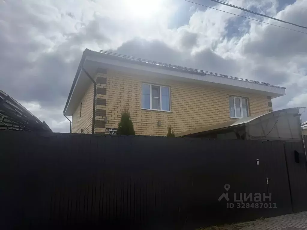 Таунхаус в Калужская область, Боровский муниципальный округ, д. ... - Фото 1