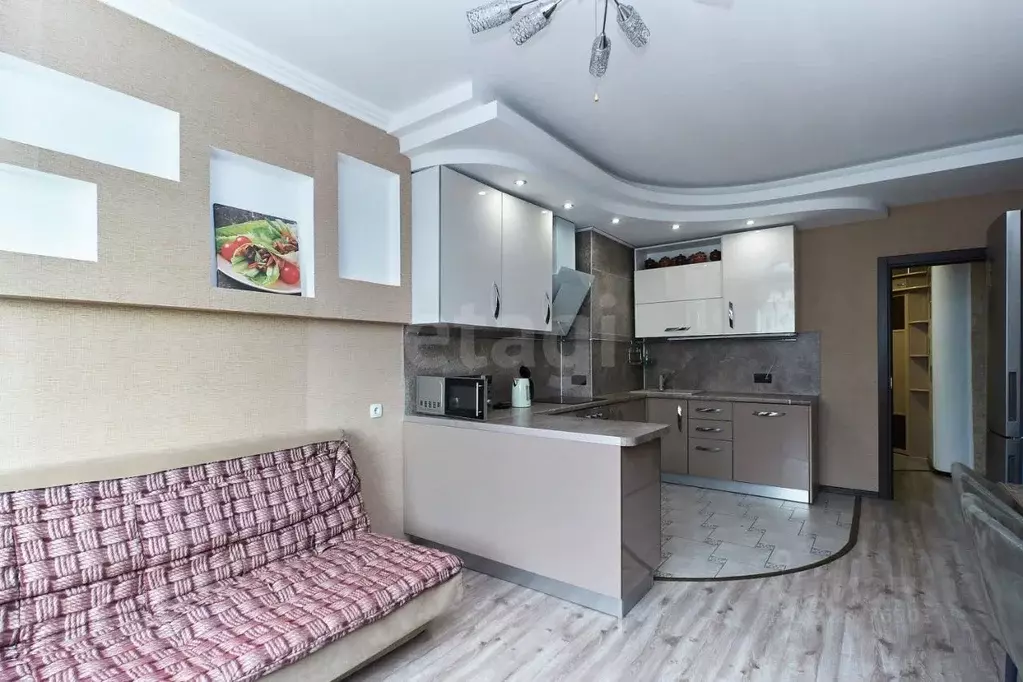 2-к кв. Тюменская область, Тюмень Харьковская ул., 59/4 (88.0 м) - Фото 2