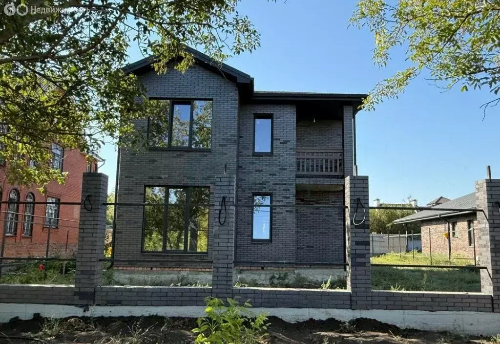 Дом в Камышеваха, улица Лабрадор, 2А (190 м) - Фото 1
