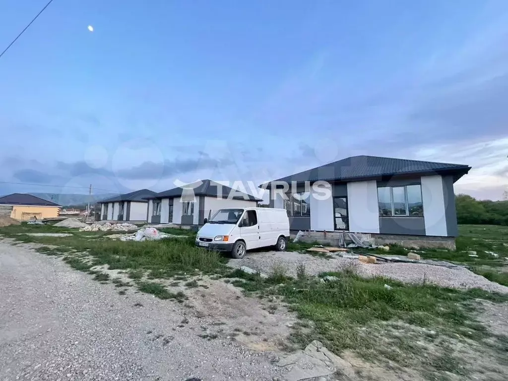 Дом в Крым, Симферопольский район, с. Доброе ул. Богатая (130 м) - Фото 2