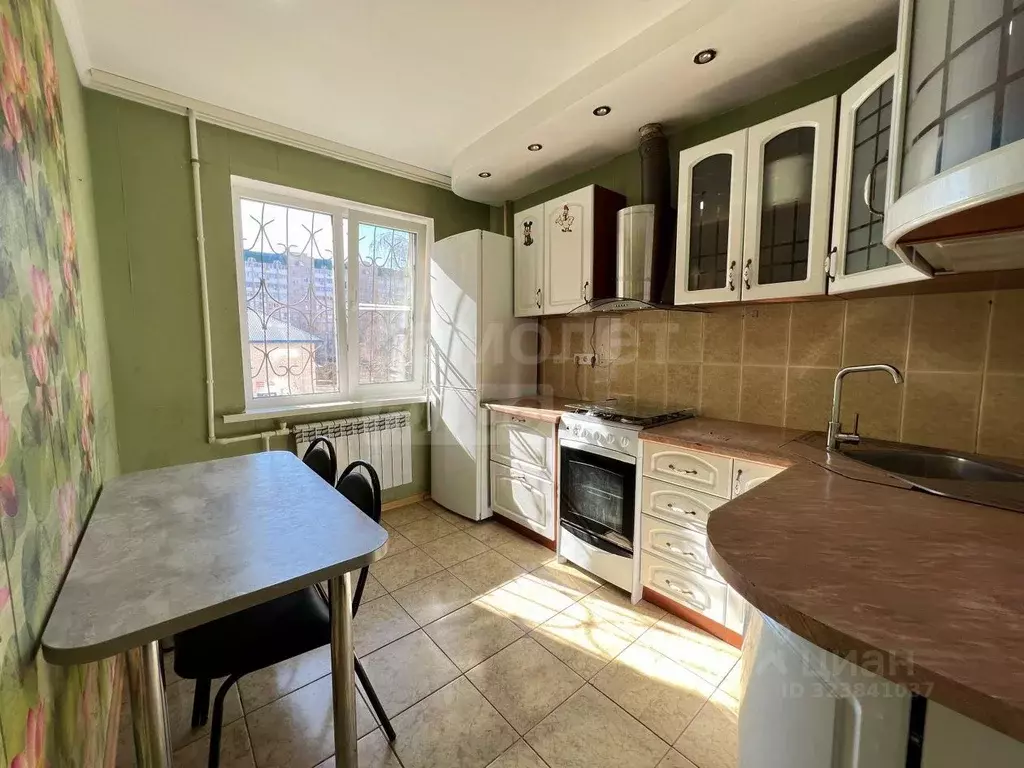 3-к кв. Оренбургская область, Оренбург Салмышская ул., 46 (65.4 м) - Фото 2